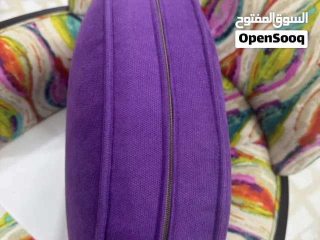 طقم كنب كلاسيكي بحالة ممتازه