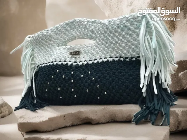 حقيبة يد نسائية من ماركة I&A صنو يدويا