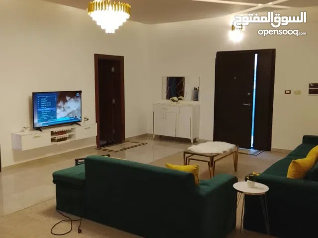 200 m2 3 Bedrooms Townhouse for Sale in Tripoli Tajura