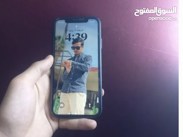 iPhone 11 للبيع كااش