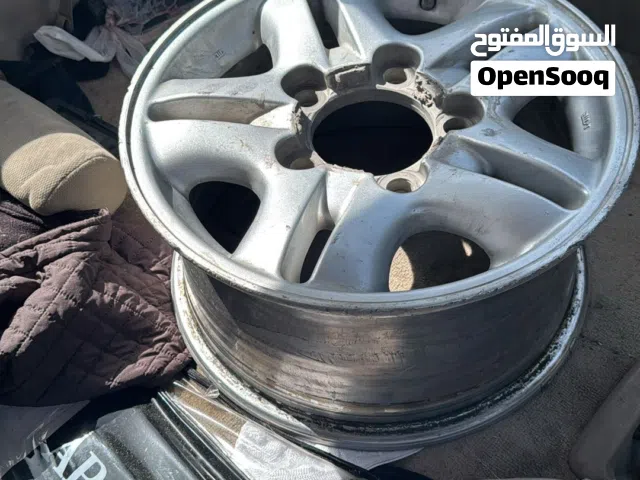 للبيع كعكات و رنق لكزس واحد كان سبير