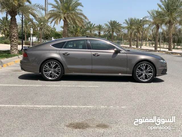 Audi A7 / 2016 (Grey)