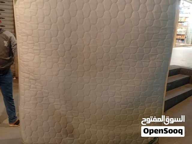 فرشه تخت. مستعمله نظيفه جدا