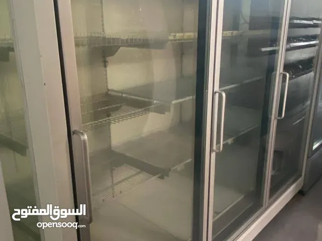 للبيع تلاجات عرض