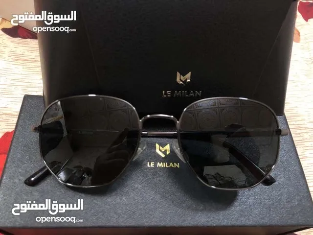 نظارة لي ميلان اصليه نظيفه وجديده