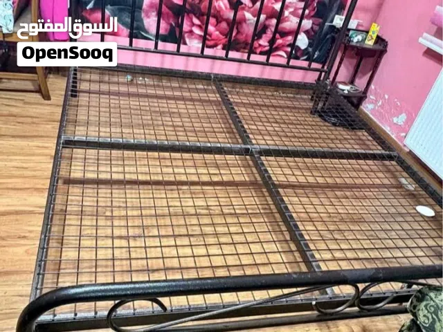تخت تخت تخت