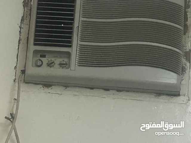 Other 3.5 -3.9 Ton AC in Al Riyadh