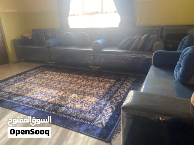 كنب بحاله ممتازه