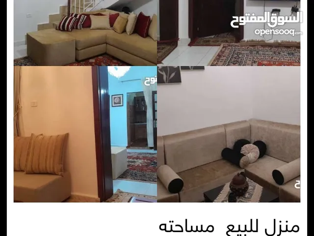 96 m2 3 Bedrooms Townhouse for Sale in Tripoli Gorje
