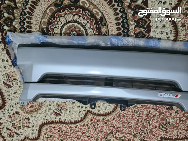 شبك امامي باص تويوتا هايس
