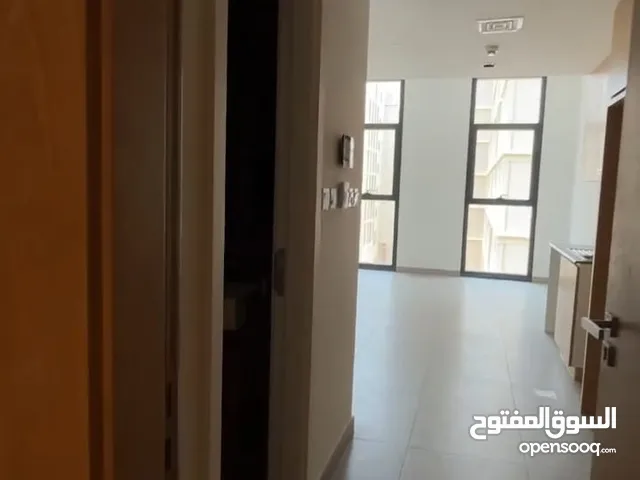 للبيع استوديو .مساحه واسعه.دفعه اولى .استلام فورى.بمجمع سكنى متكامل الخدمات.لوكيشن مميز.