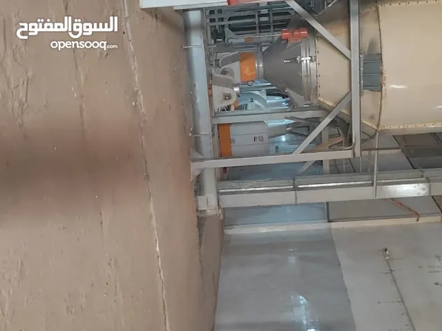 مصنع للبيع