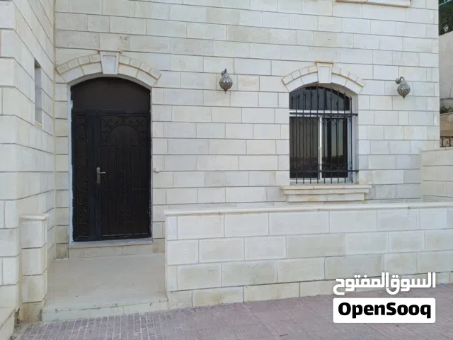 90 m2 2 Bedrooms Apartments for Rent in Salt Al Balqa'
