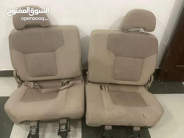 كراسي خلف السايق لسفاري 2003 على السومم