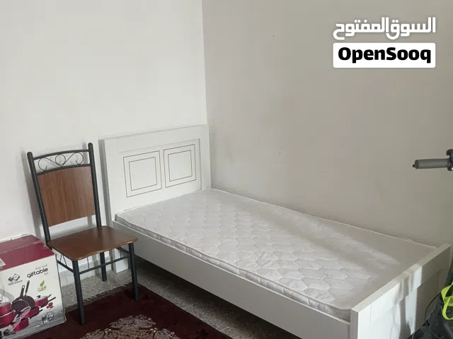 سكن بنات فقط