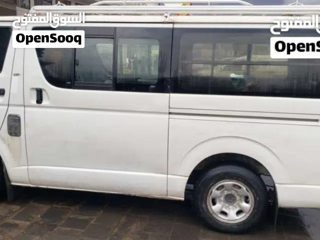2004 Toyota Hiace Standard