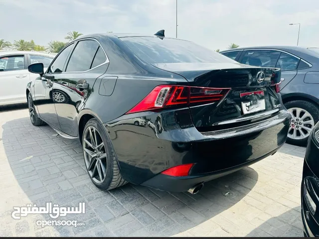 Lexus IS IS 250 in Northern Governorate