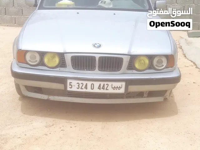 1991 BMW 5 Series 520