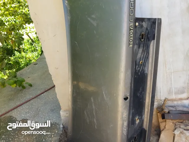 غطاء الصندوق الخلفي تويوتا كورول 92