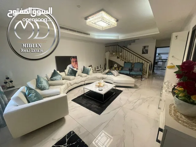 230m2 4 Bedrooms Villa for Sale in Amman Khalda