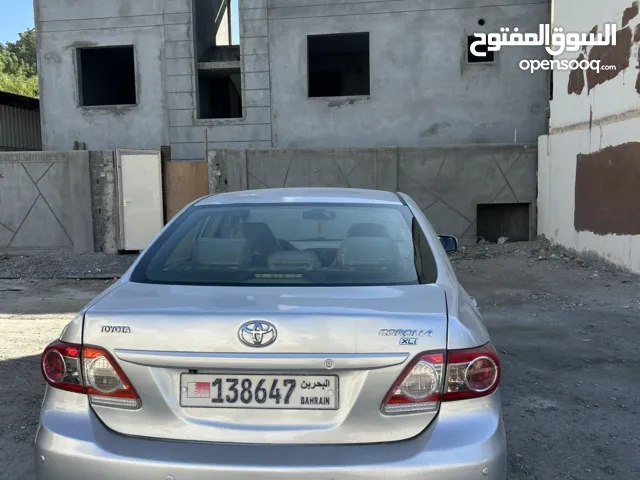 تويوتا كورولا للبيع 2013