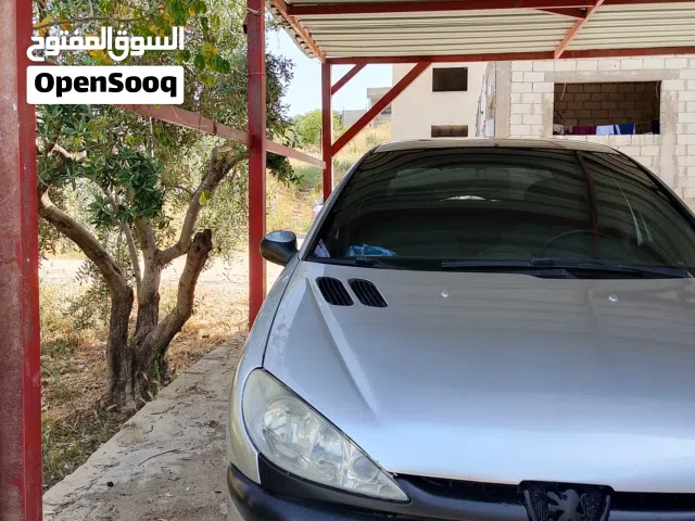 2009 بيجو 206 GTI