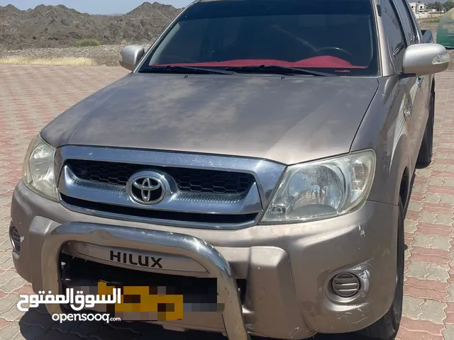 Toyota Hilux 2010 in Al Batinah