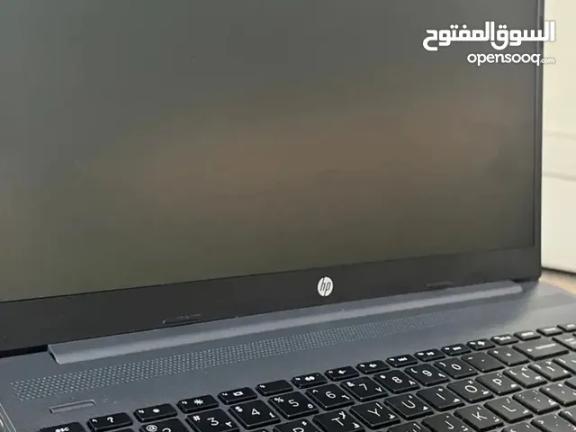 لابتوت hp اسود بذاكرة تخزين 256