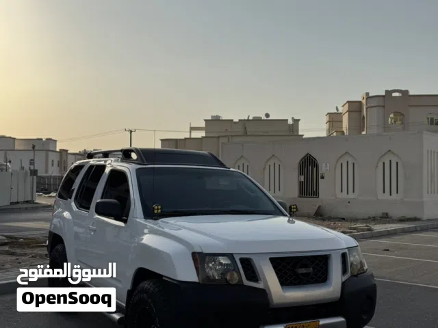 نيسان X-تيرا 2010 فحص ممتاز، لون أبيض، حالة ممتازة بدون حوادث، عربية خليجية مرخصة