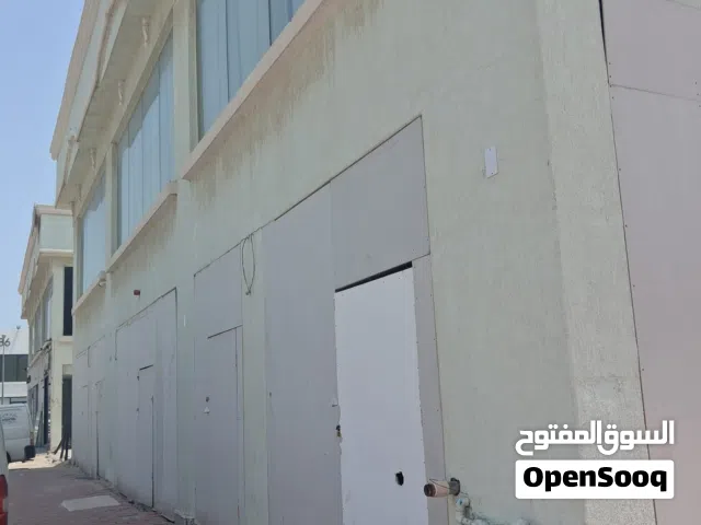 محل واجهة للإيجار في منطقة اسواق القرين من المالك مباشرة بدون خلو او عمولة