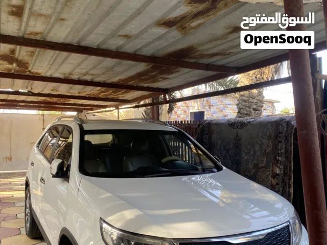 سورنتو 2015خليجي كفاله عامه للبيع