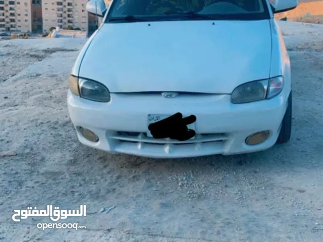 هونداي اكسنت اوتوماتيك موديل 1997 لون ابيض