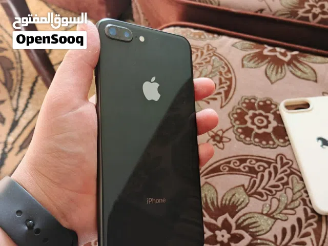 ايفون 8 بلس