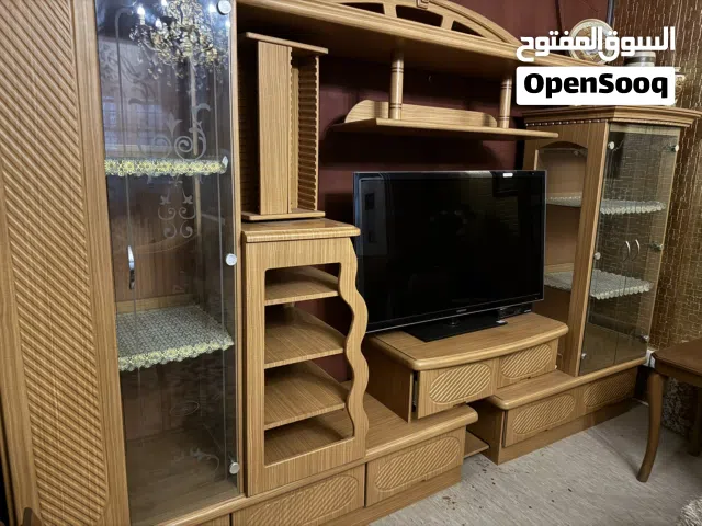 معرض كبير نظيف جداً اخو الجديد