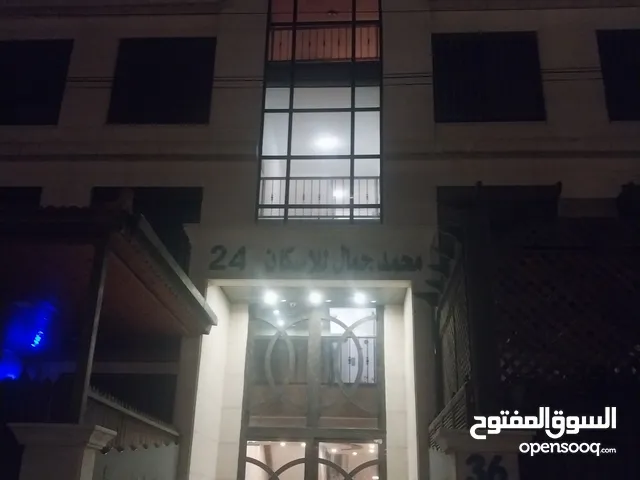 3 شقق بنفس العماره للبيع طريق المطار الغباشيه شارع روحي الشريف عماره رقم 36