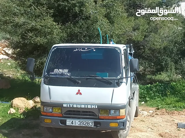 Used Mitsubishi Canter in Jerash