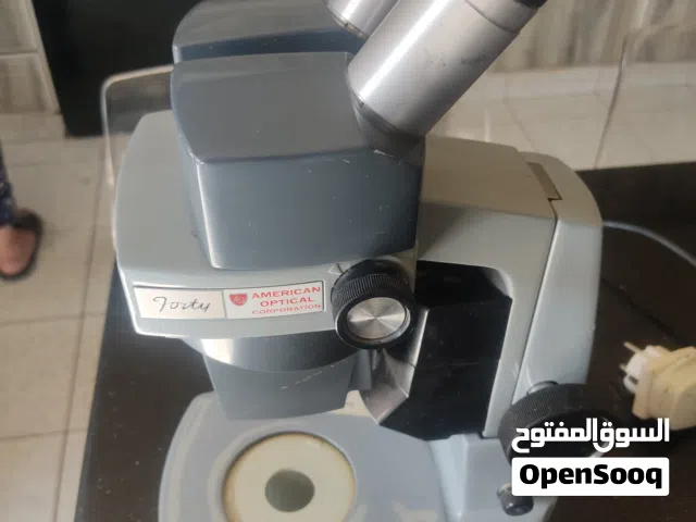 مايكروسكوب امريكي مستعمل و شغال 100%