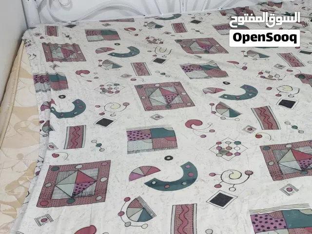 سرير وي مرتبه بحاله جيده 15دينار
