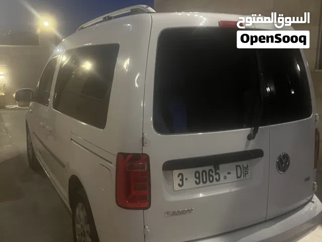 2017 فولكسفاغن كادى Caddy
