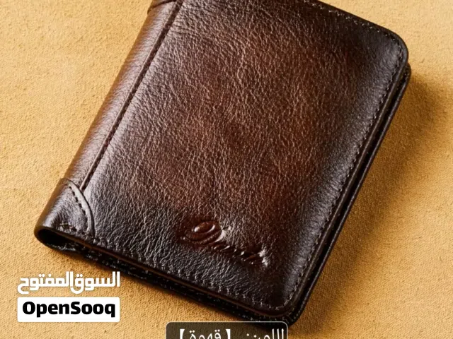 محفظة جلد البقر الطبيعي بلون القهوة مميزة وتظل معك لأكثر من خمس وعشر سنين مميزة جدا بسعر حرق فقط 6 د
