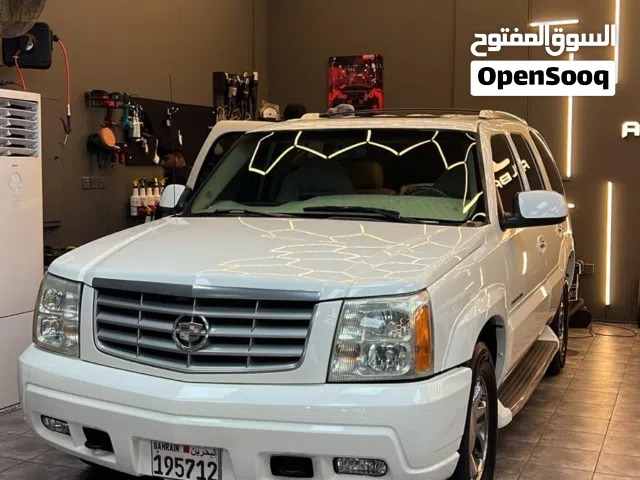 Used Cadillac Escalade in Northern Governorate
