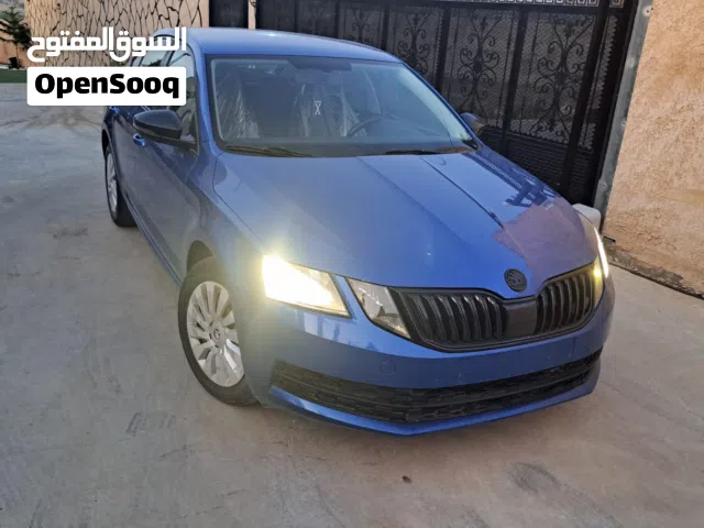 2019 سكودا اوكتافيا Standard