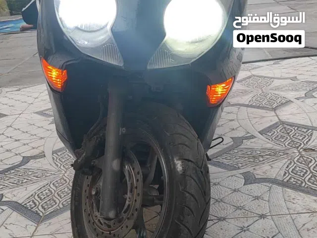 2008 هوندا Forza