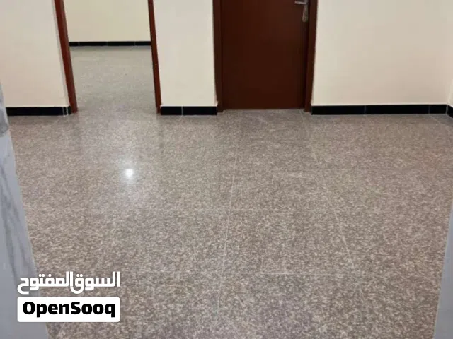 250 m2 5 Bedrooms Townhouse for Rent in Basra Jubaileh