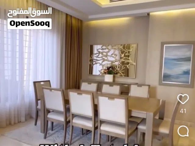 شقه فخمه 4 غرف نوم 2 ماستر