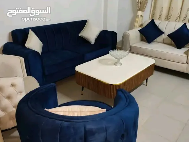 صيانة وتجديد كراسي جلوس