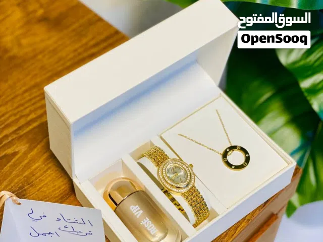 أجمل هدية ممكن تقدمها  لحبيبتك  طقم مميز  عطر  ساعة قلادة