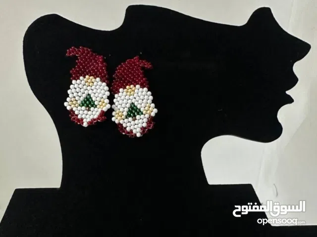 اقراط سانتا