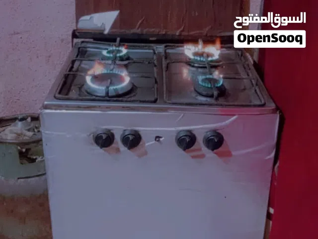 طباخ البيع نضيفه وفرنه شقال