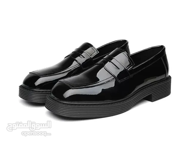 42 Sport Shoes in Basra